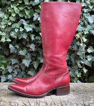 Afbeelding in Gallery-weergave laden, Zo goed als nieuw vintage Laarzen van Sendra maat 38 (uk 5)