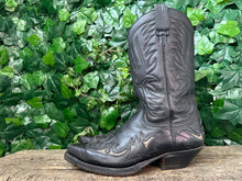 Afbeelding in Gallery-weergave laden, zo goed als nieuw cowboy boots van Sendra maat 43