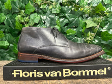 Afbeelding in Gallery-weergave laden, zo goed als nieuw veterschoen van Floris van Bommel maat 41,5