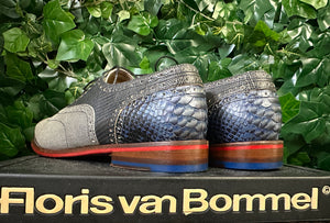 Nieuwe veterschoenen van Floris van Bommel maat 46