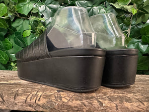 Bijna Nieuwe plateau slippers van Fitflop maat 41