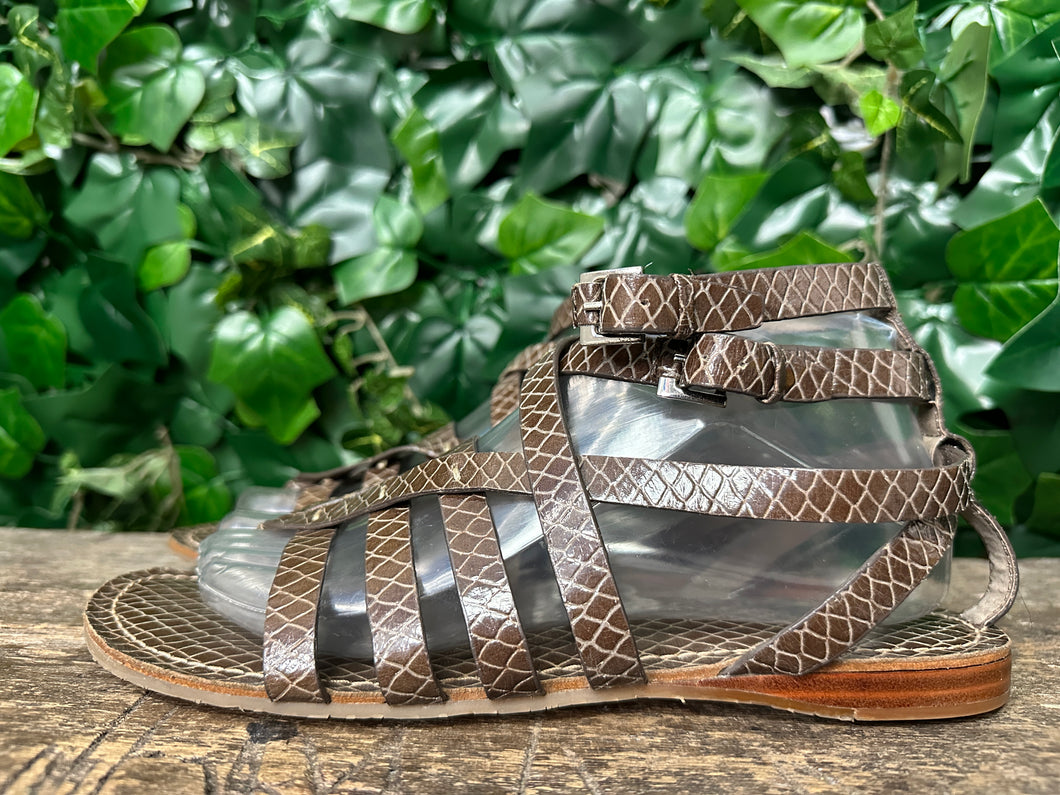 Bijna Nieuwe sandalen van Banana Republic maat 39