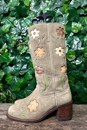 zo goed als nieuw blokhak flower laars van Sendra maat 35