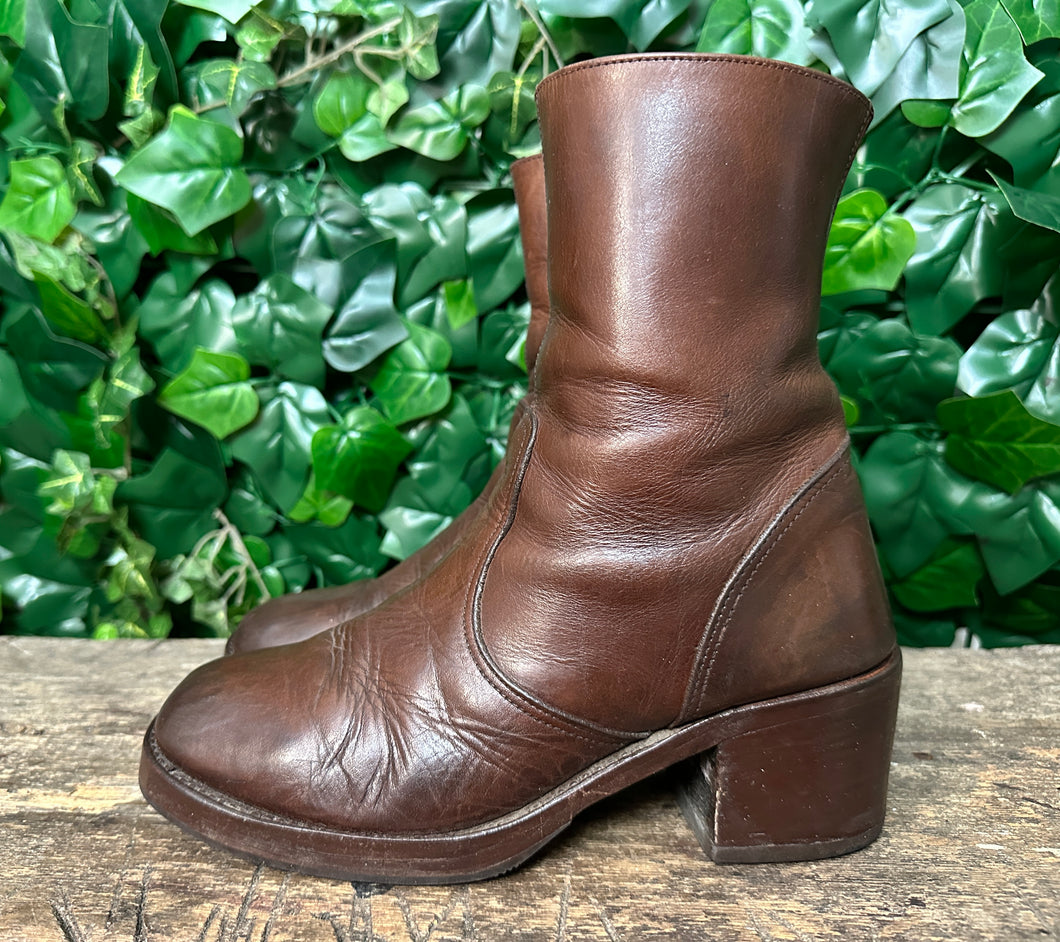 supergave vintage retro blokhak laarsje van Sendra maat 39