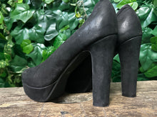 Afbeelding in Gallery-weergave laden, Nieuwe plateau pumps van Maruti maat 40