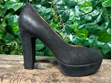 Afbeelding in Gallery-weergave laden, Nieuwe plateau pumps van Maruti maat 40