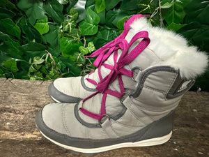 gewoon Nieuwe snowboots van Sorel maat 38