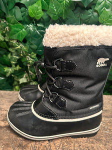 Bijna Nieuwe snowboots van Sorel maat 37